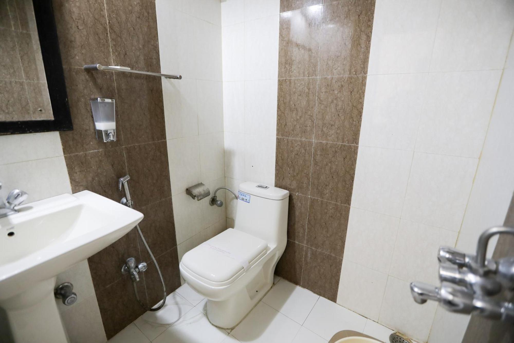 Anr Hotels Lucknow Ngoại thất bức ảnh