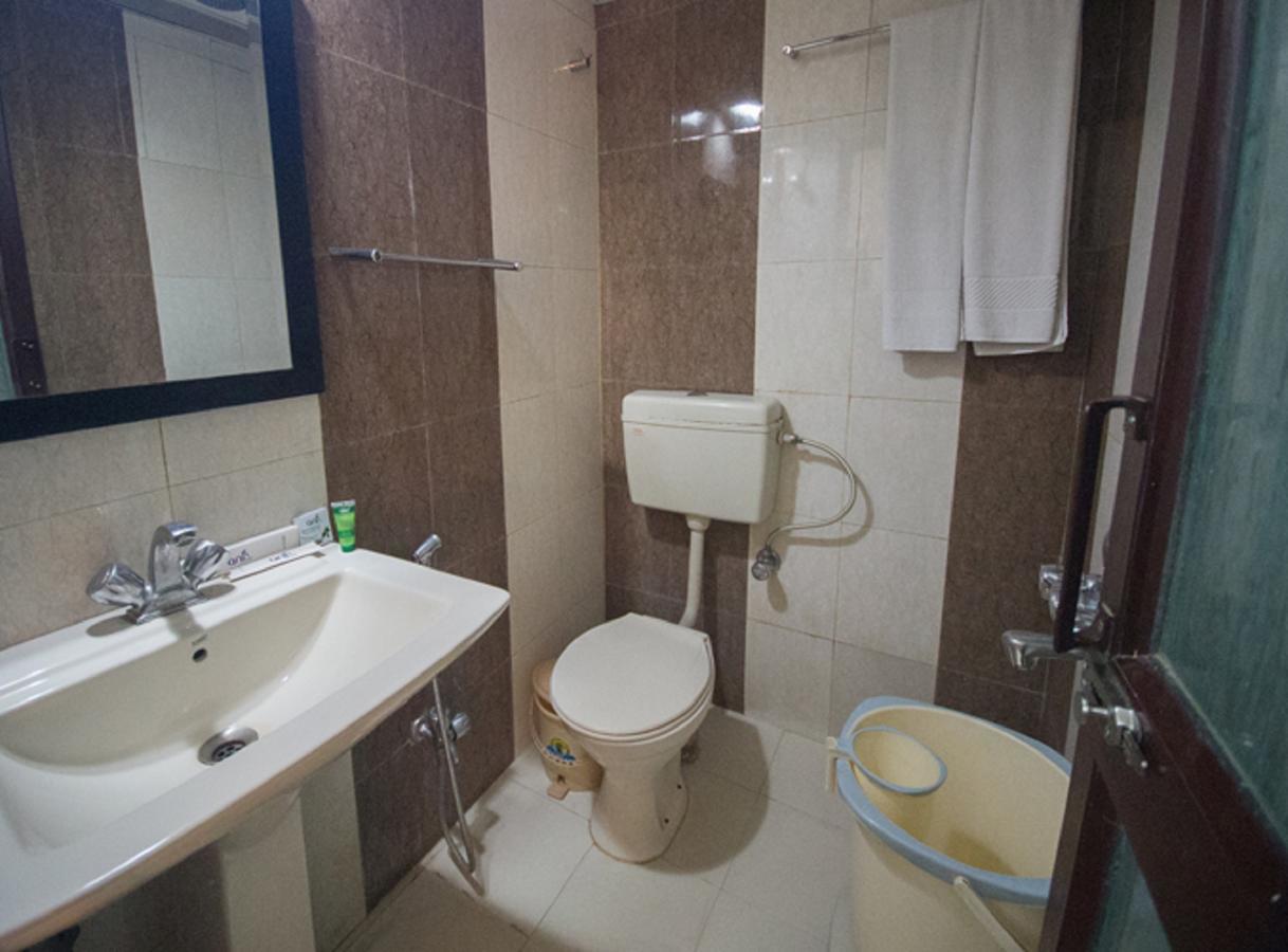 Anr Hotels Lucknow Ngoại thất bức ảnh